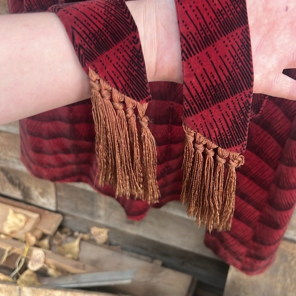 Vintage velvet double breasted house coat belted with tassels - Picture 15 of 15